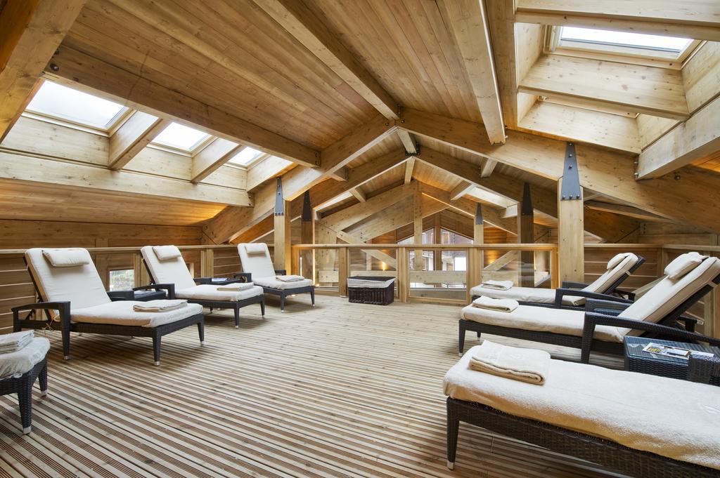 Au Coeur Du Village La Clusaz Eksteriør billede