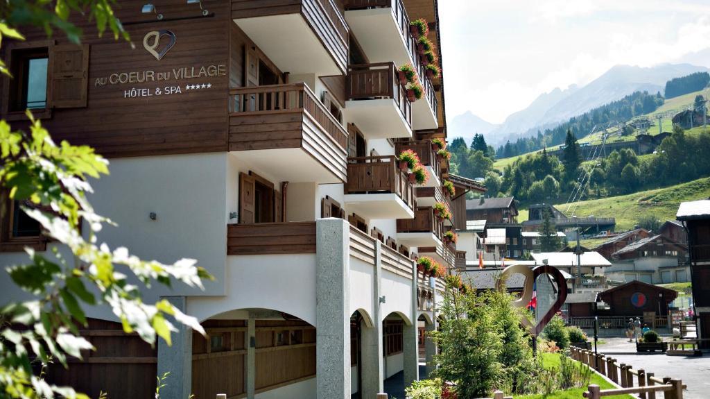 Au Coeur Du Village La Clusaz Eksteriør billede