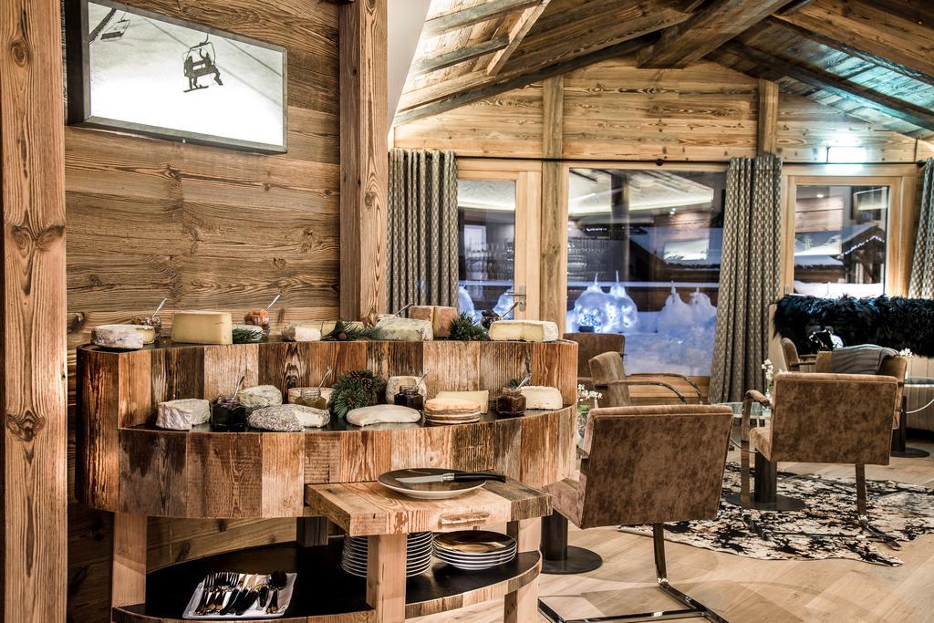 Au Coeur Du Village La Clusaz Eksteriør billede